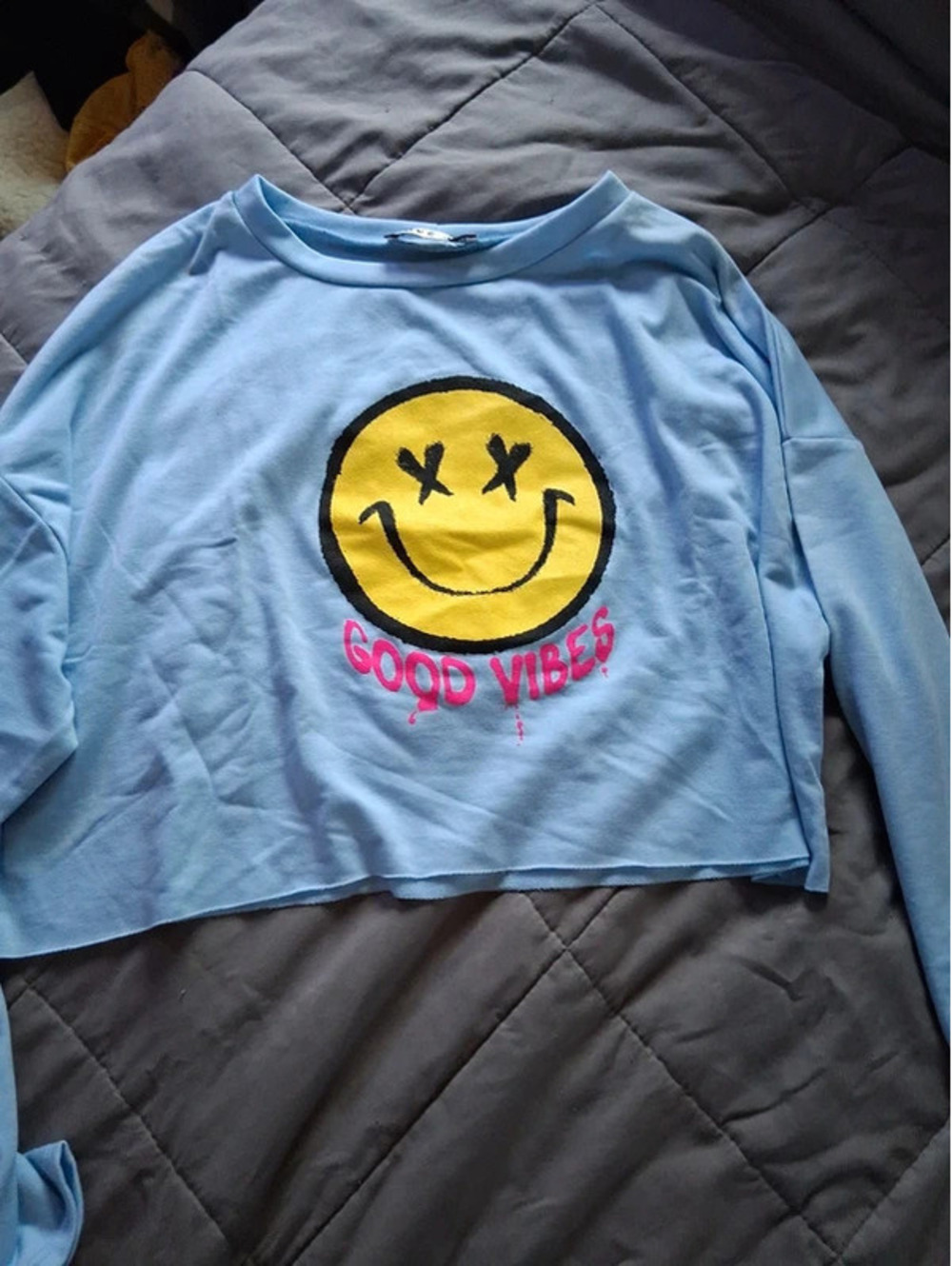 Love J XL crop sweater good vibes d2